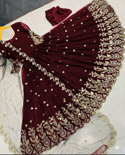 3 Pcs Women's Stitched Shamoz Silk Embroidered Maxi