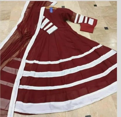 3 Pcs Women's Stitched Crinkle Chiffon Applique Suit